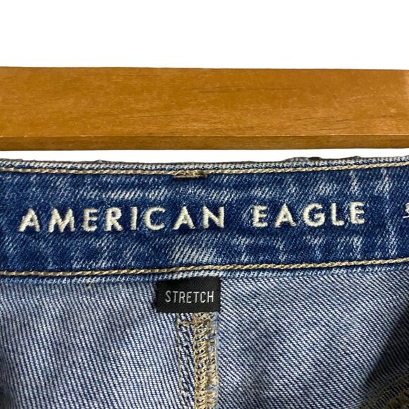 American Eagle Women's Medium Indigo Distressed High Waisted Mom Jeans - Picture 6 of 9